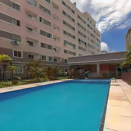 Apartamento Bem Localizado Em